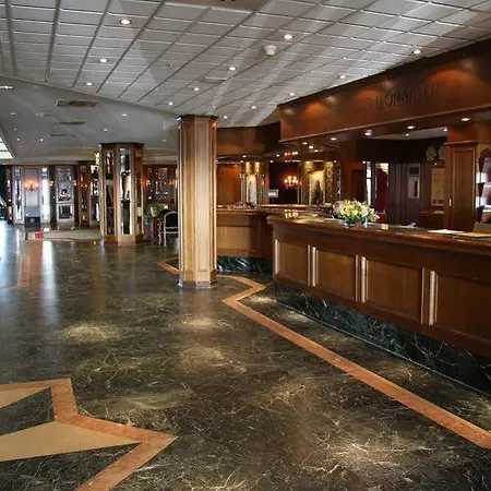 酒店 Grand Ter Duin 5*