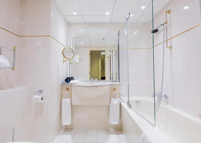 Hotel Grand Ter Duin 5*