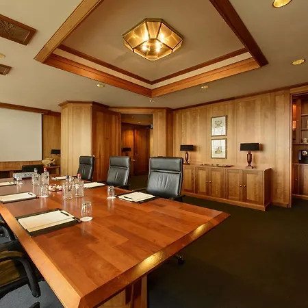 Grand Ter Duin מלון 5*